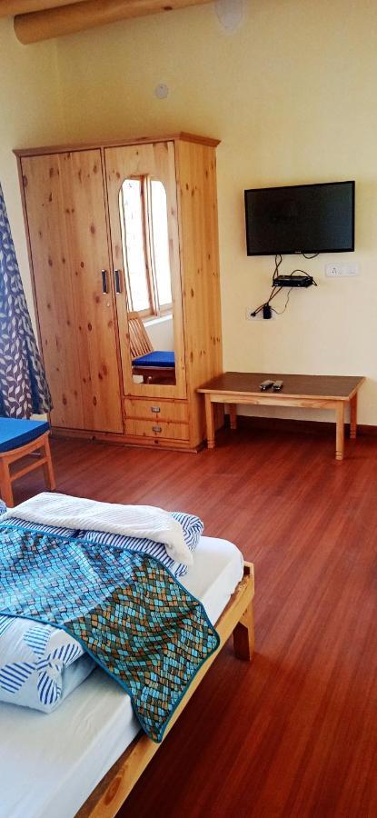 Lhardak Home Stay Léh Exteriér fotografie
